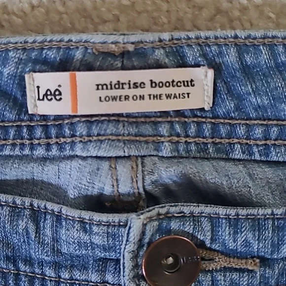 Lee Mid Rise Bootcut - Picture 3 of 5